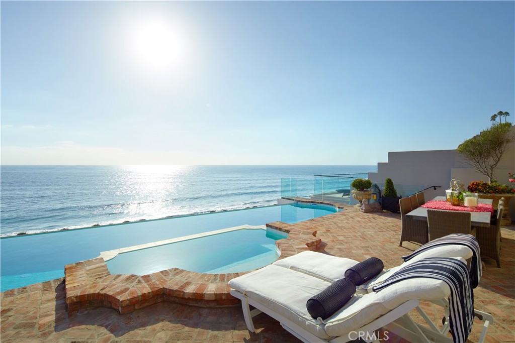 18 Breakers Ise Property Photo 2