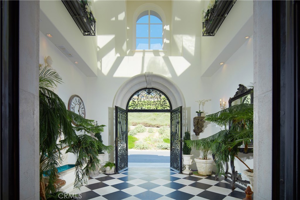 18 Breakers Ise Property Photo 5