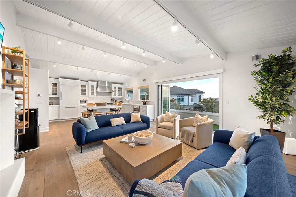 45 Emerald Bay Property Photo 10
