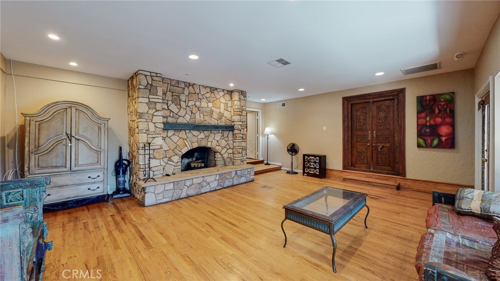 1248 Rocky Road Property Photo 3