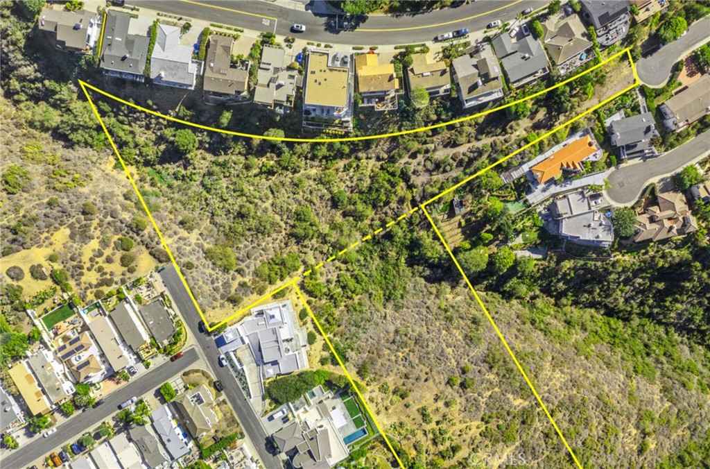 749 Marlin Drive Property Photo 5