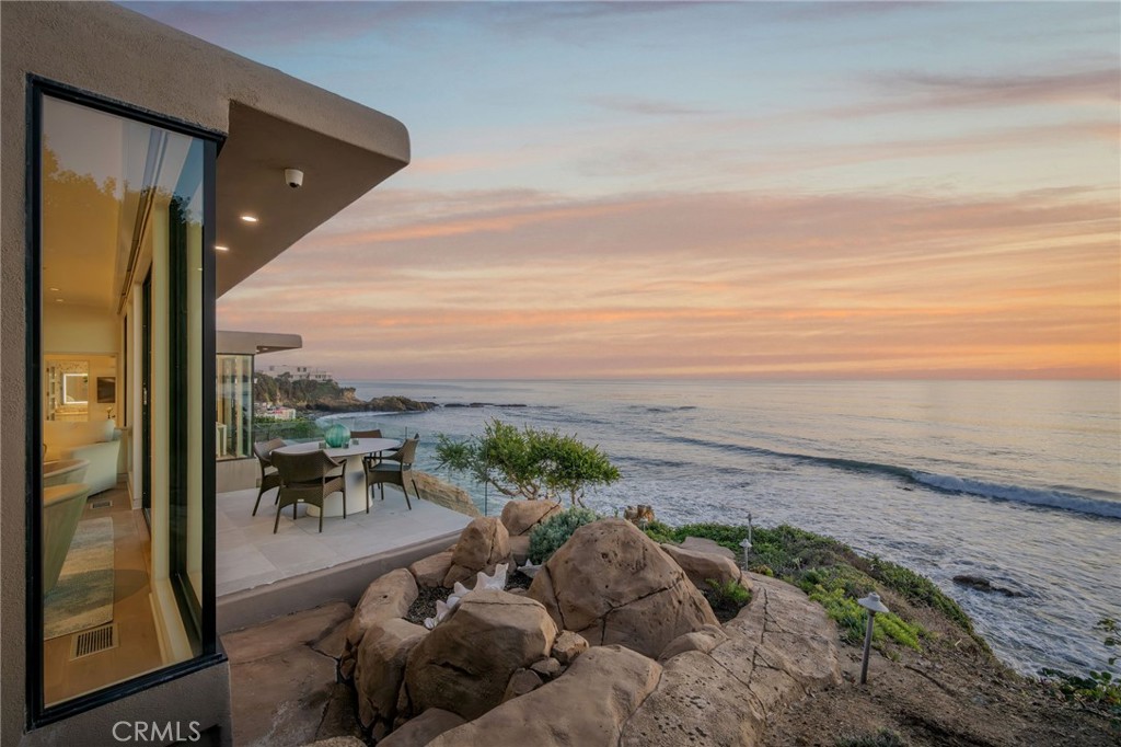 1715 Ocean Way Property Photo 1