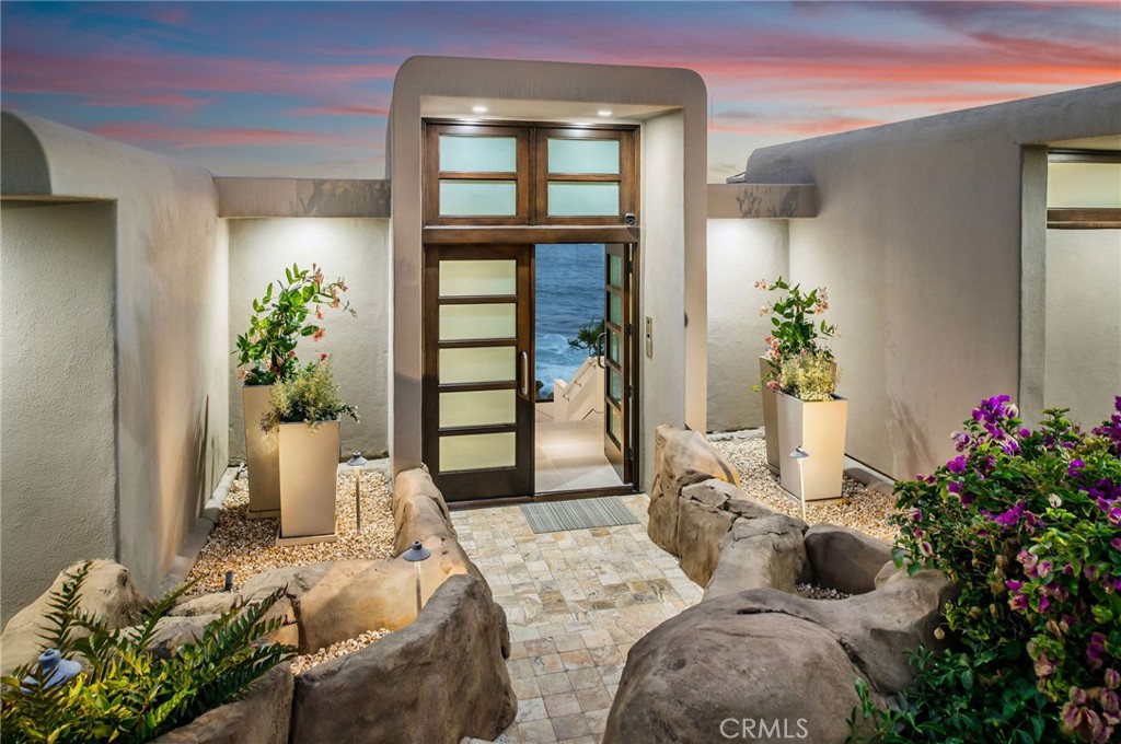 1715 Ocean Way Property Photo 8
