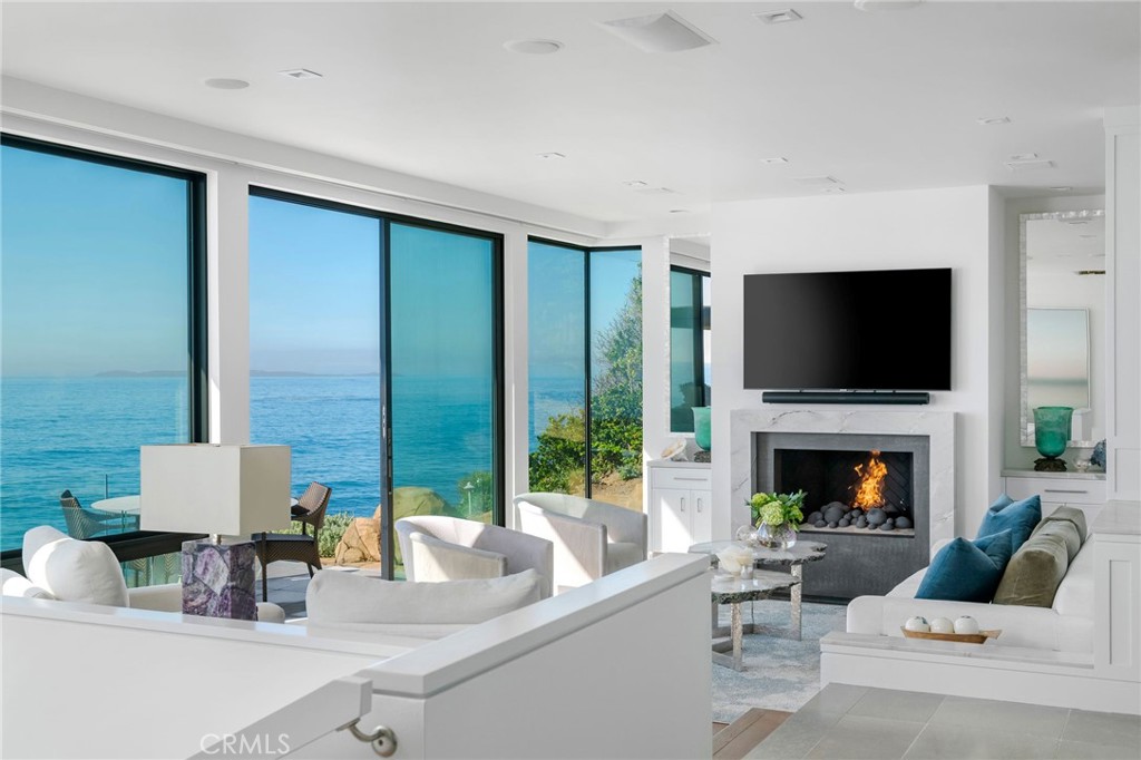 1715 Ocean Way Property Photo 9