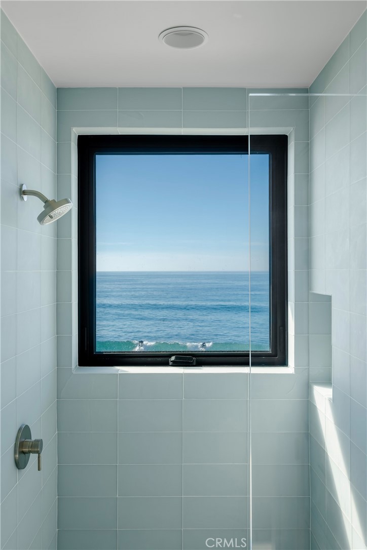 1715 Ocean Way Property Photo 17