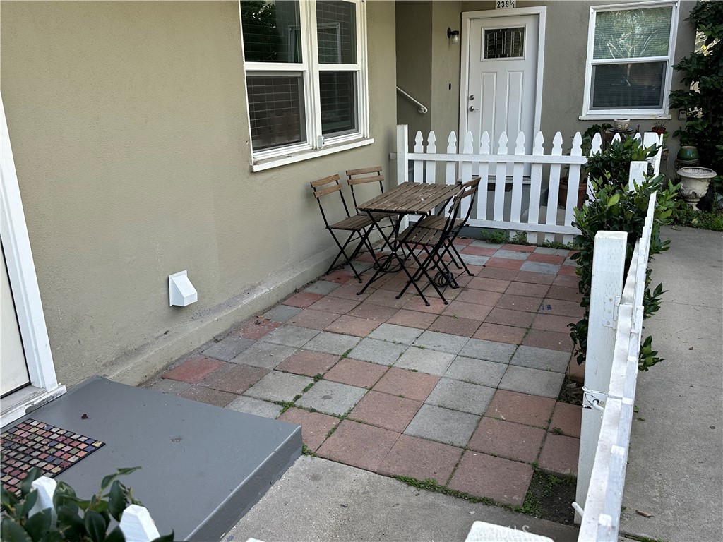 239 3rd Avenue Property Photo 4