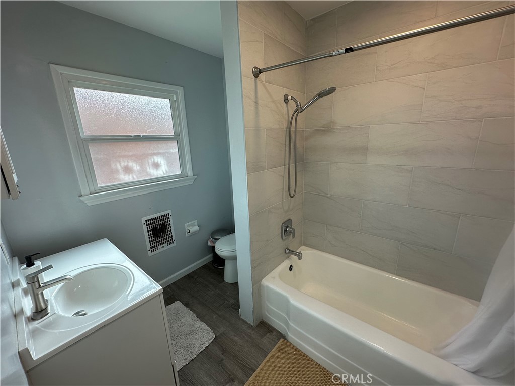 239 3rd Avenue Property Photo 7