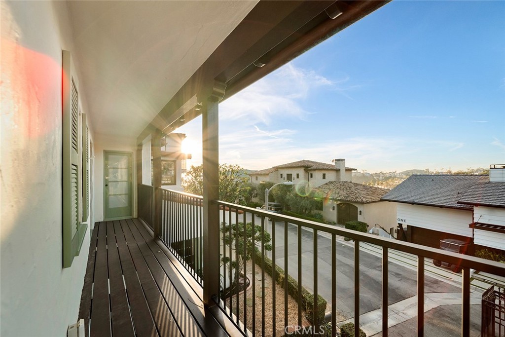 2 Emerald Bay Property Photo 15