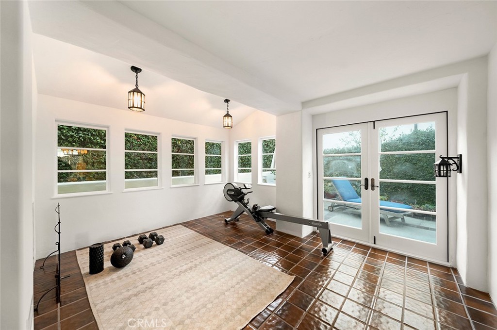 2 Emerald Bay Property Photo 32