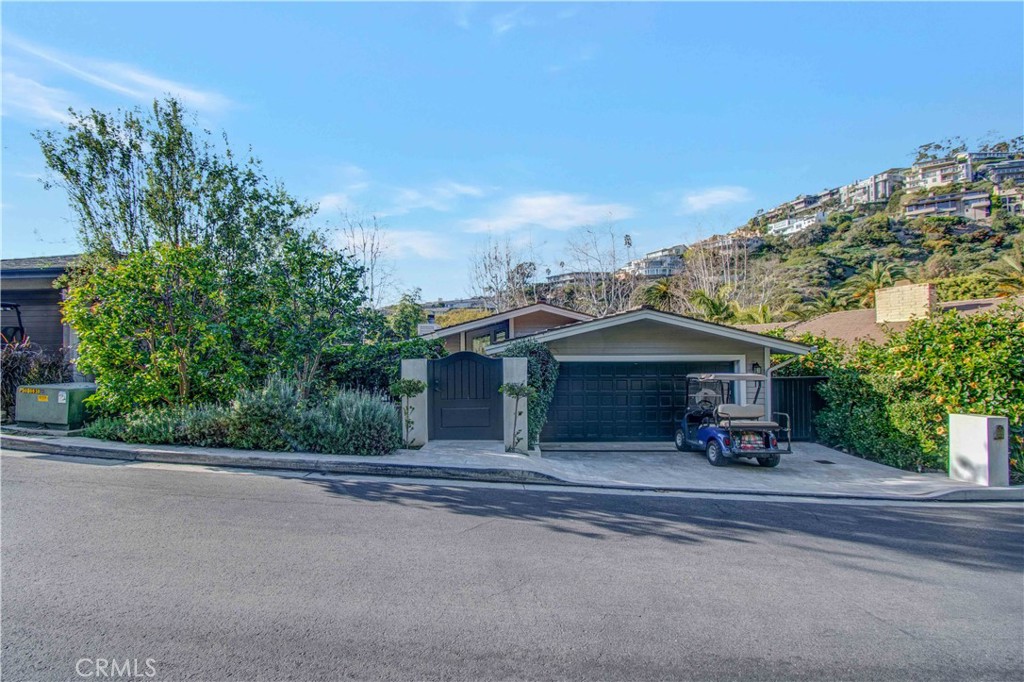 255 Emerald Bay Property Photo 2