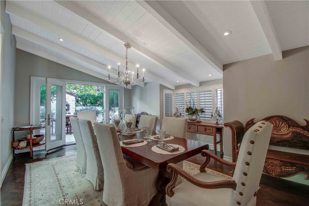 255 Emerald Bay Property Photo 5