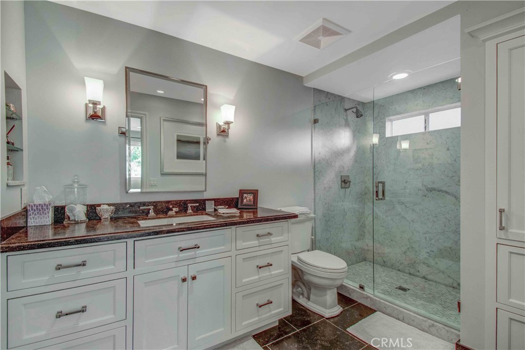 255 Emerald Bay Property Photo 18