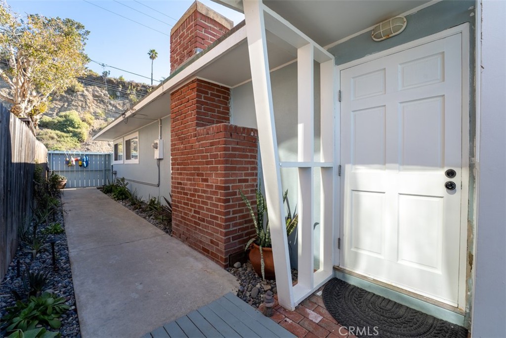 35697 Beach Road Property Photo 4