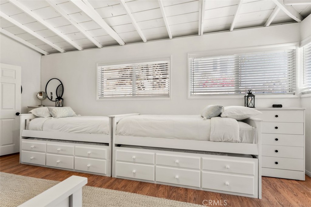 35697 Beach Road Property Photo 8
