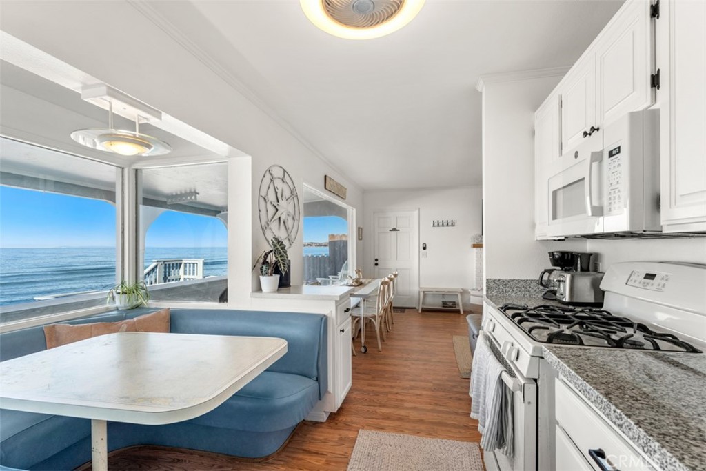 35697 Beach Road Property Photo 19