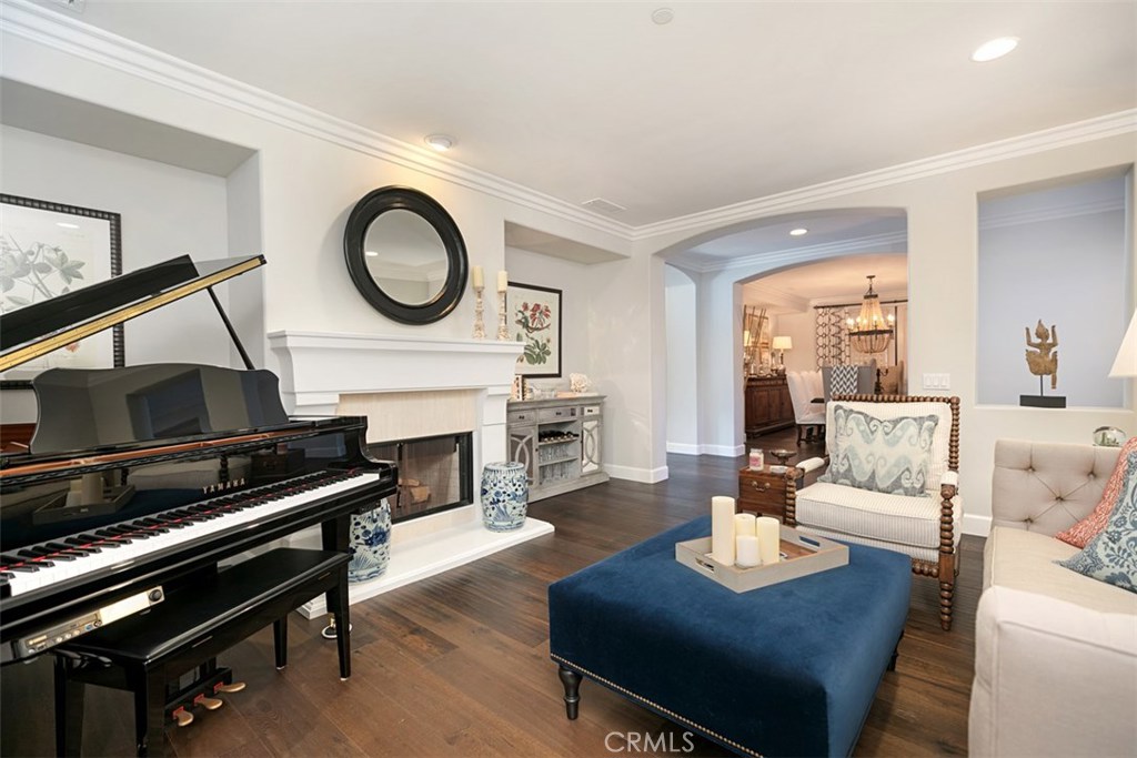 27 Via Monarca Street Property Photo 10