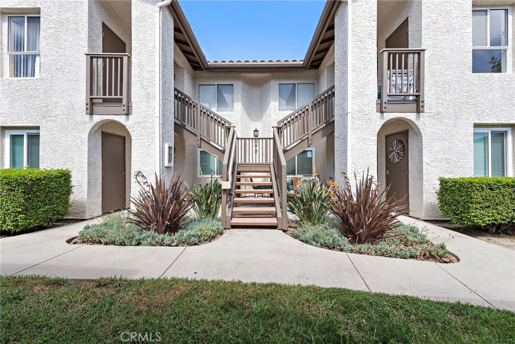 68 C Corniche Drive C Property Photo 2