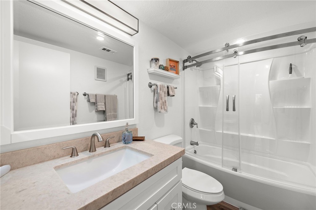 68 C Corniche Drive C Property Photo 19