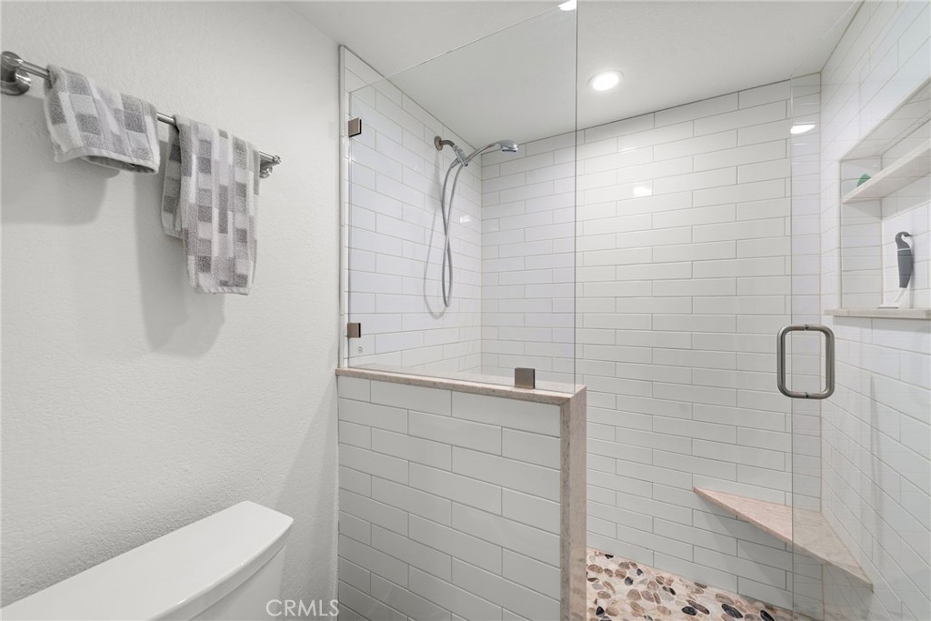 68 C Corniche Drive C Property Photo 21