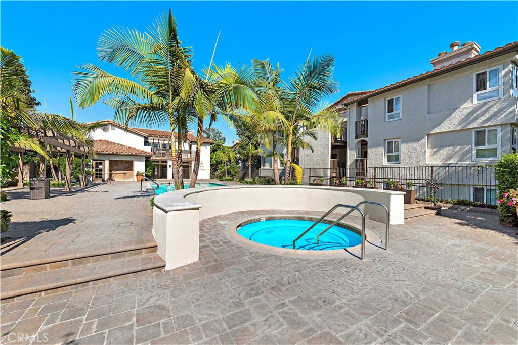 68 C Corniche Drive C Property Photo 32