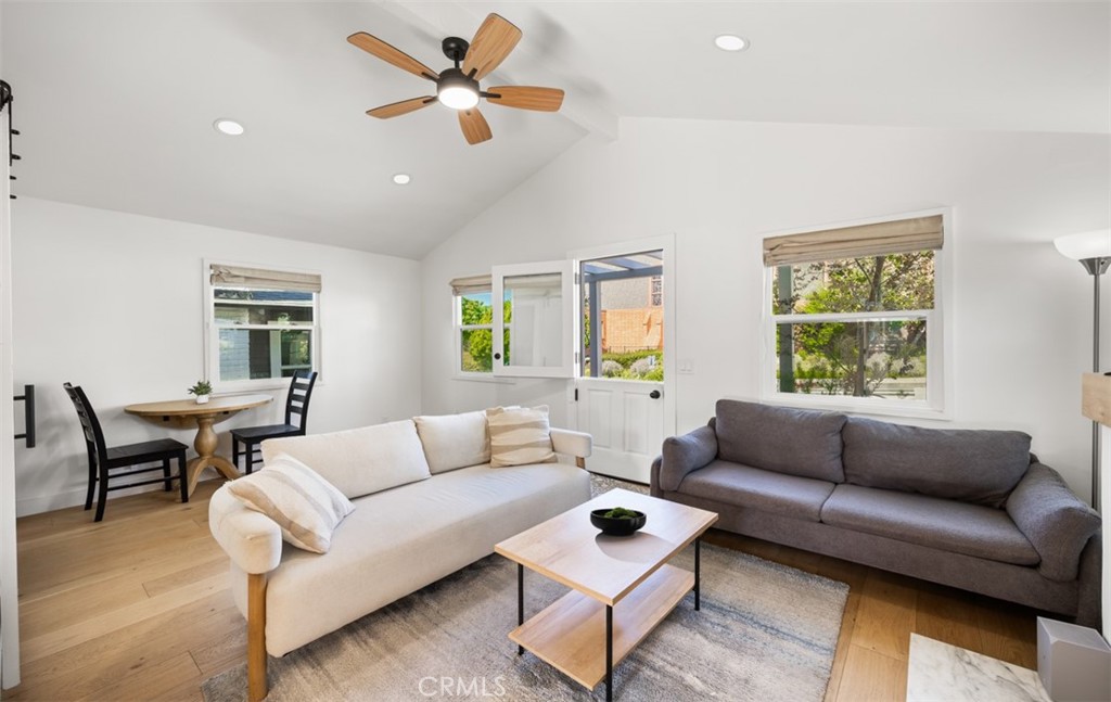 389 Park Property Photo 13
