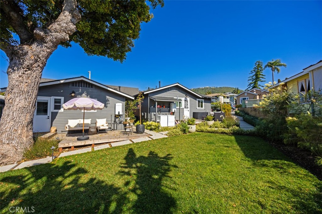 389 Park Property Photo 24