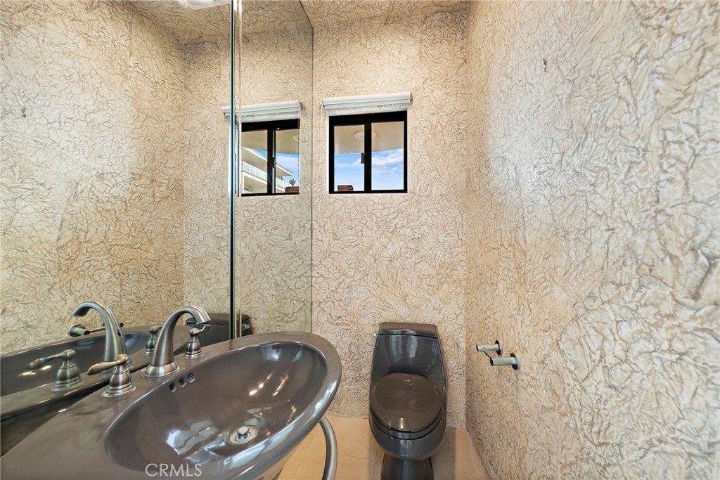 715 Ocean Front Property Photo 22