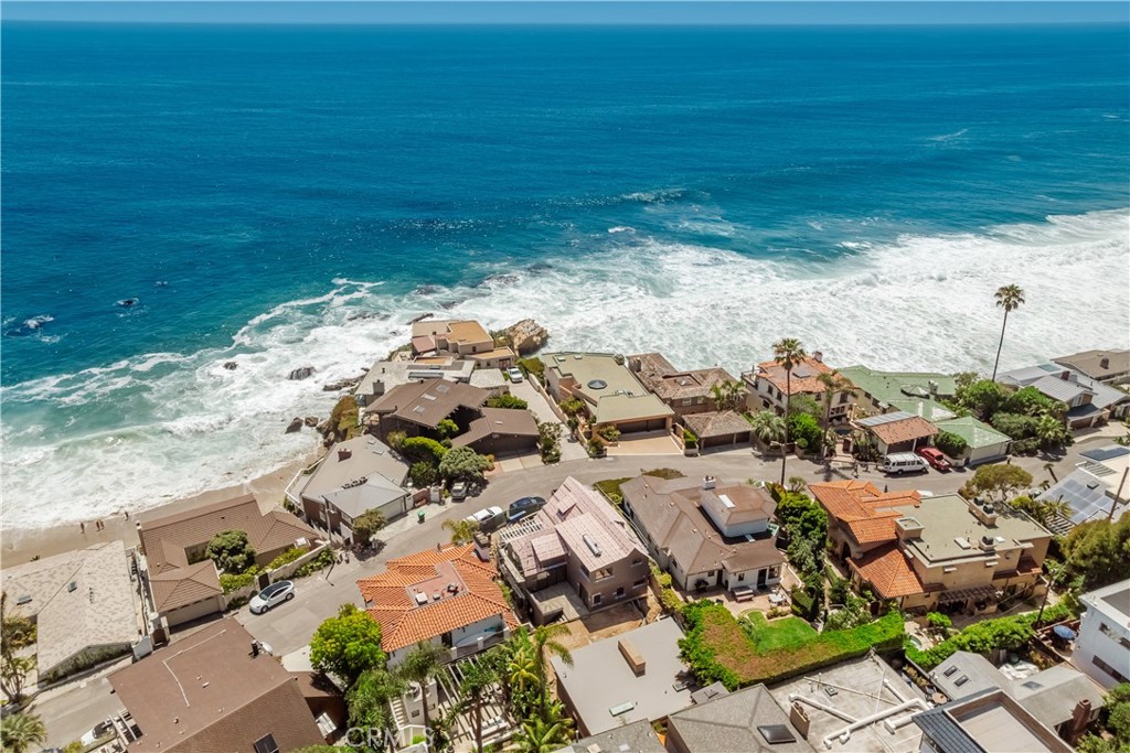 1902 Ocean Way Property Photo 1