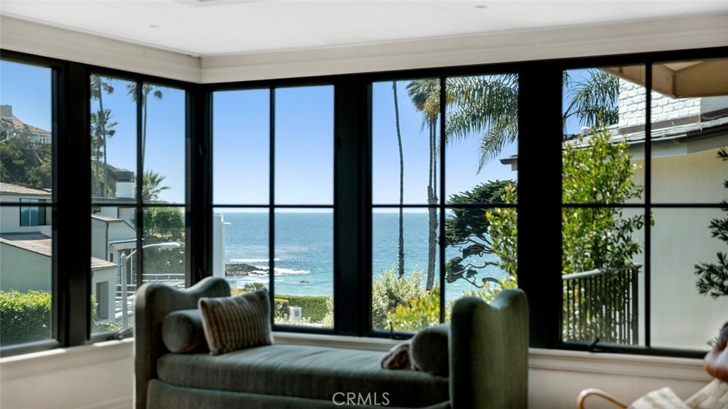 27 Emerald Bay Property Photo 2