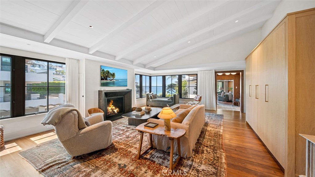 27 Emerald Bay Property Photo 11