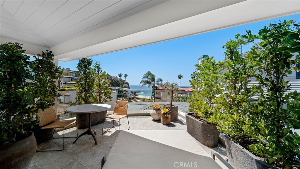 27 Emerald Bay Property Photo 28