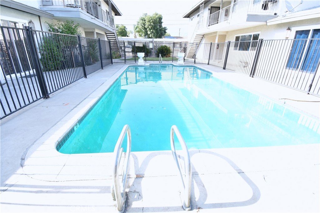 25235 Pacific Property Photo 6