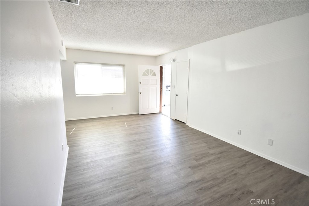 25235 Pacific Property Photo 8