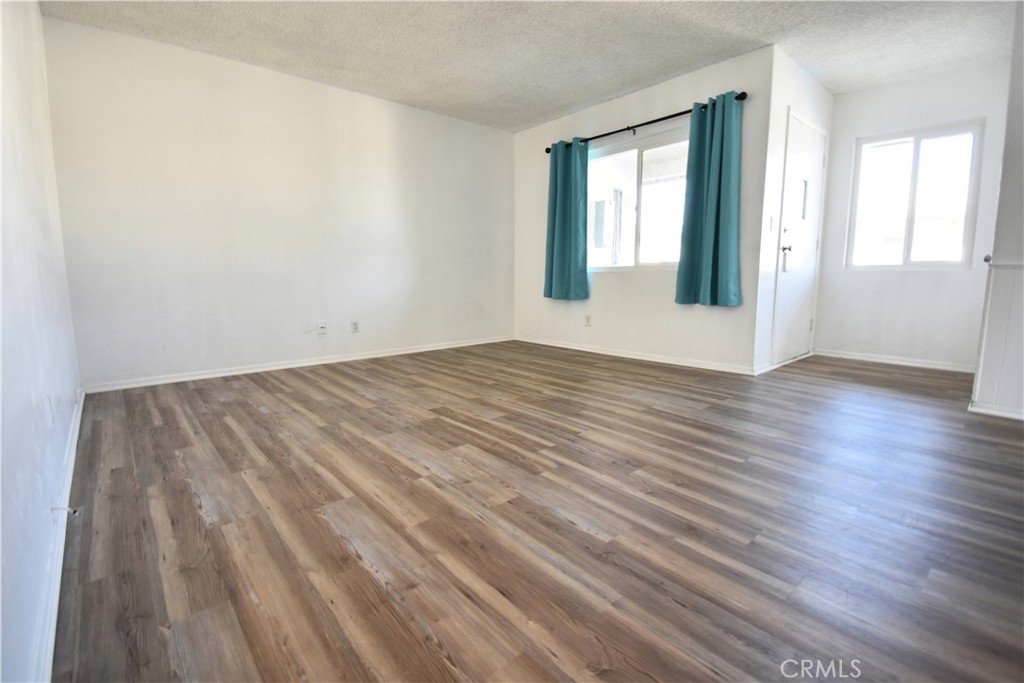 25235 Pacific Property Photo 13