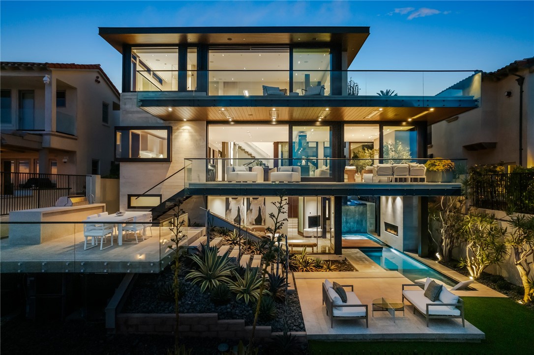 43 Beach View Property Photo