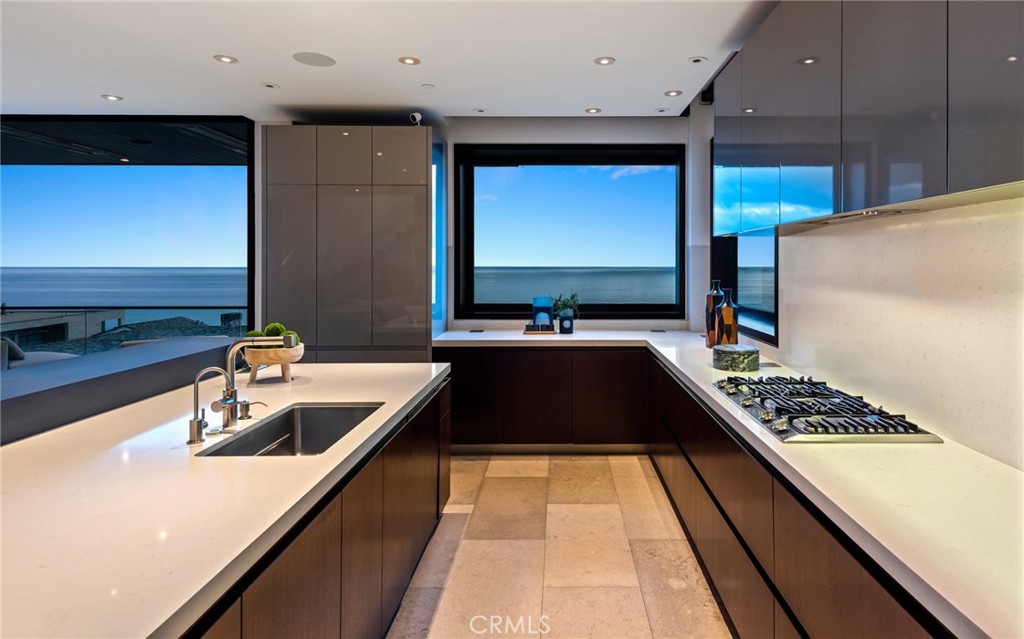 43 Beach View Property Photo 11