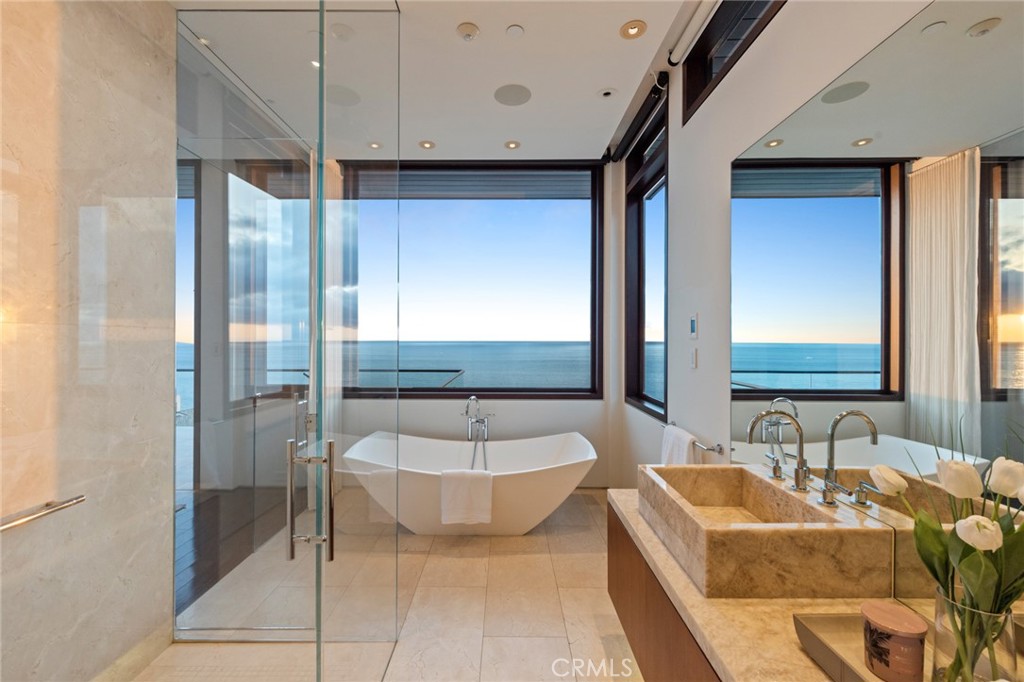 43 Beach View Property Photo 17