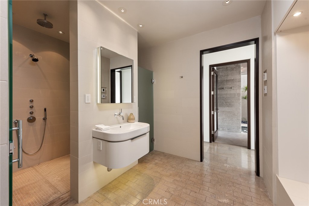 43 Beach View Property Photo 28