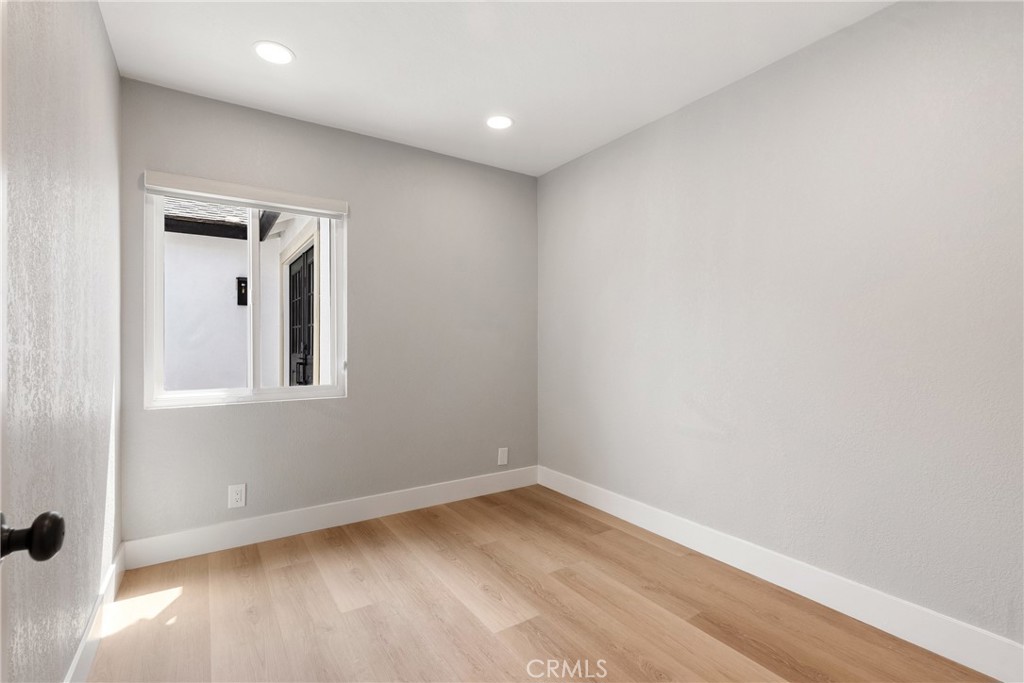 3019 Cresta Way Property Photo 12
