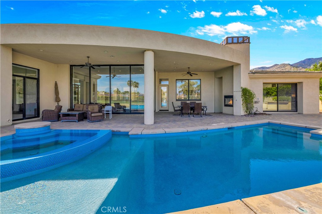 542 Bella Cara Property Photo 2