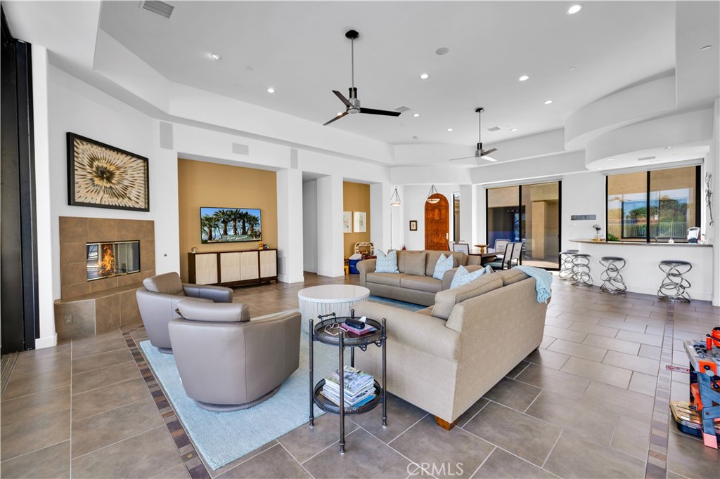 542 Bella Cara Property Photo 13