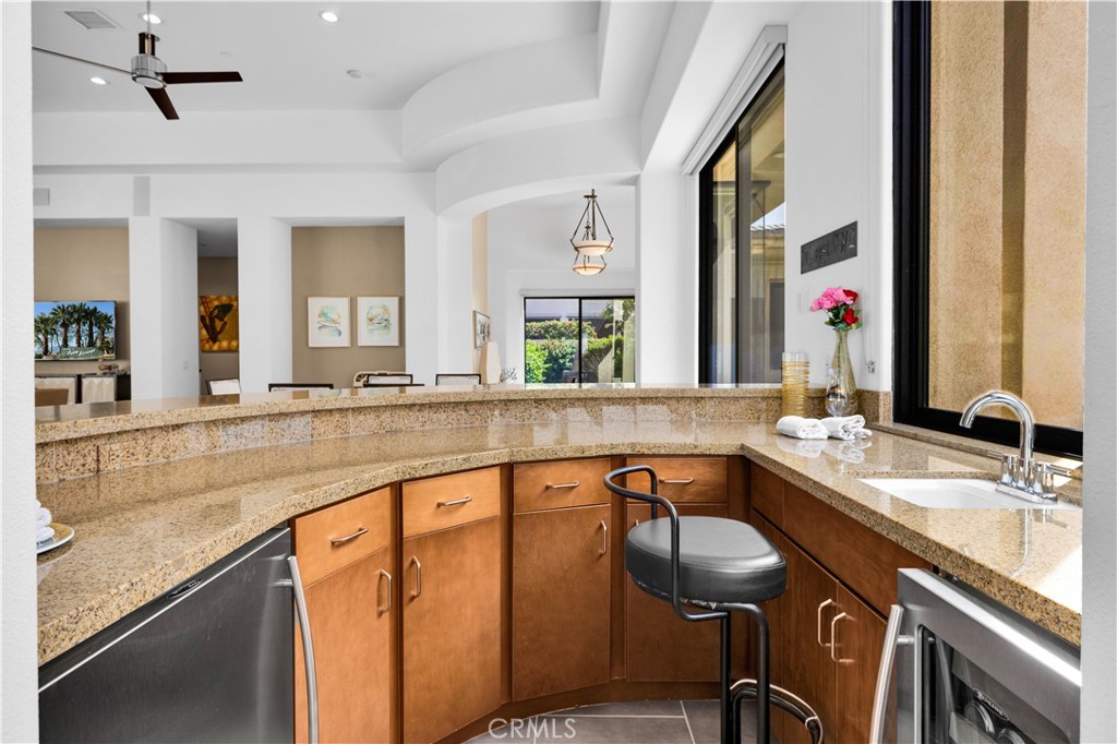 542 Bella Cara Property Photo 18