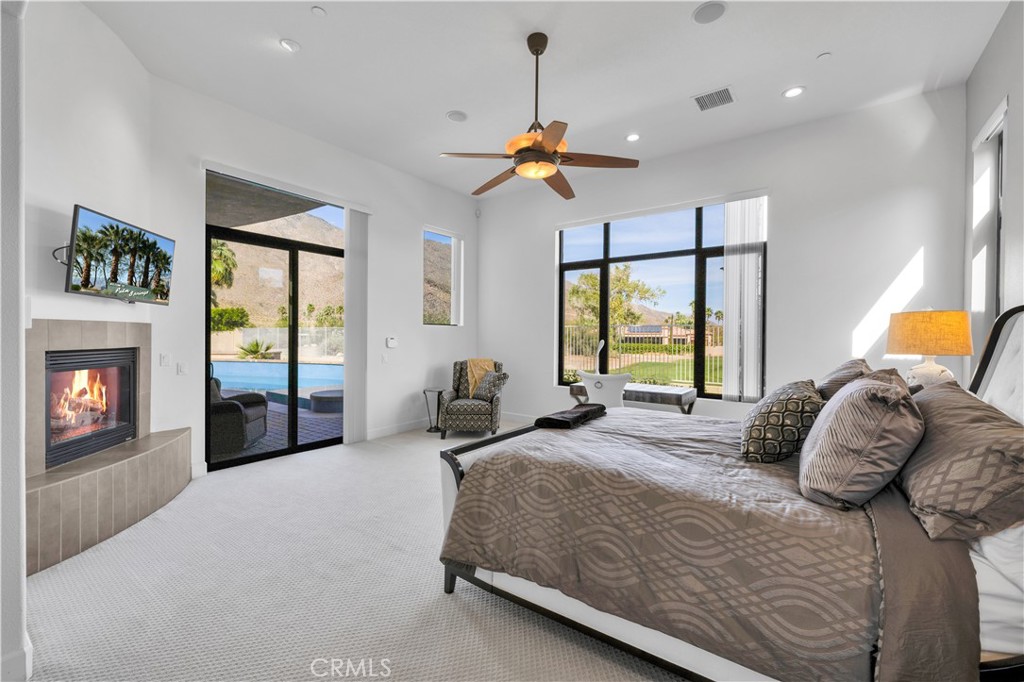 542 Bella Cara Property Photo 25
