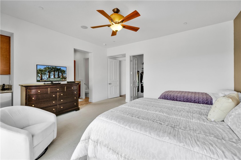542 Bella Cara Property Photo 33