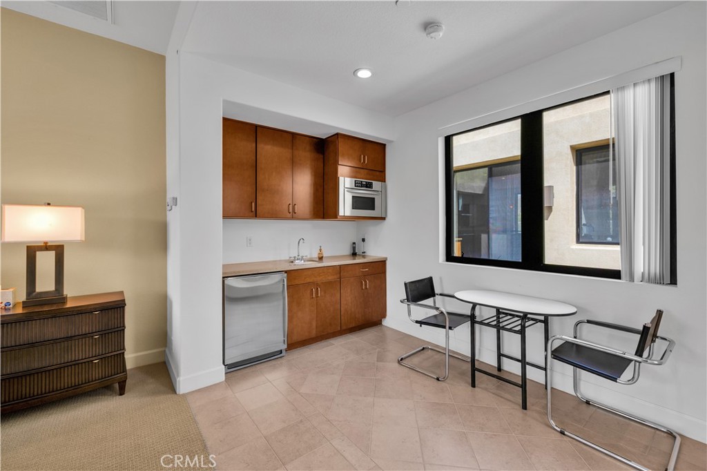 542 Bella Cara Property Photo 48