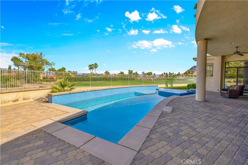 542 Bella Cara Property Photo 52