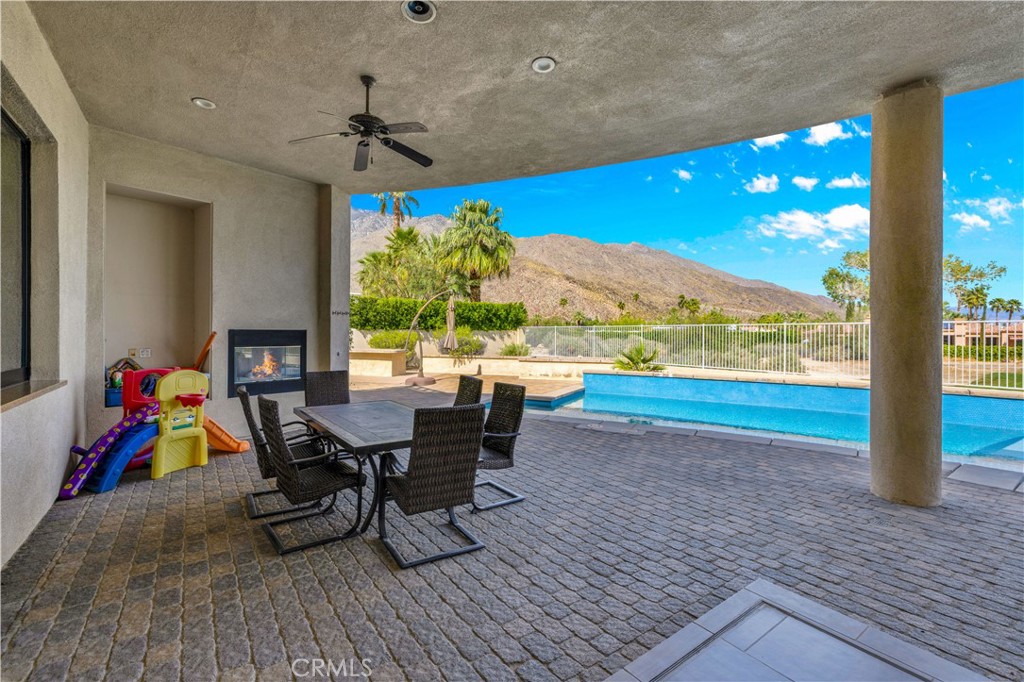 542 Bella Cara Property Photo 58