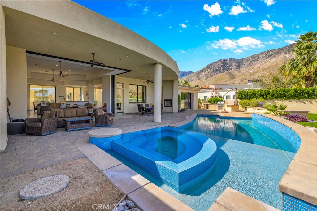 542 Bella Cara Property Photo 59