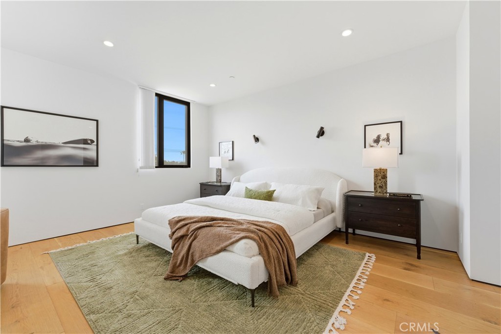 11702 Charnock Road Property Photo 9