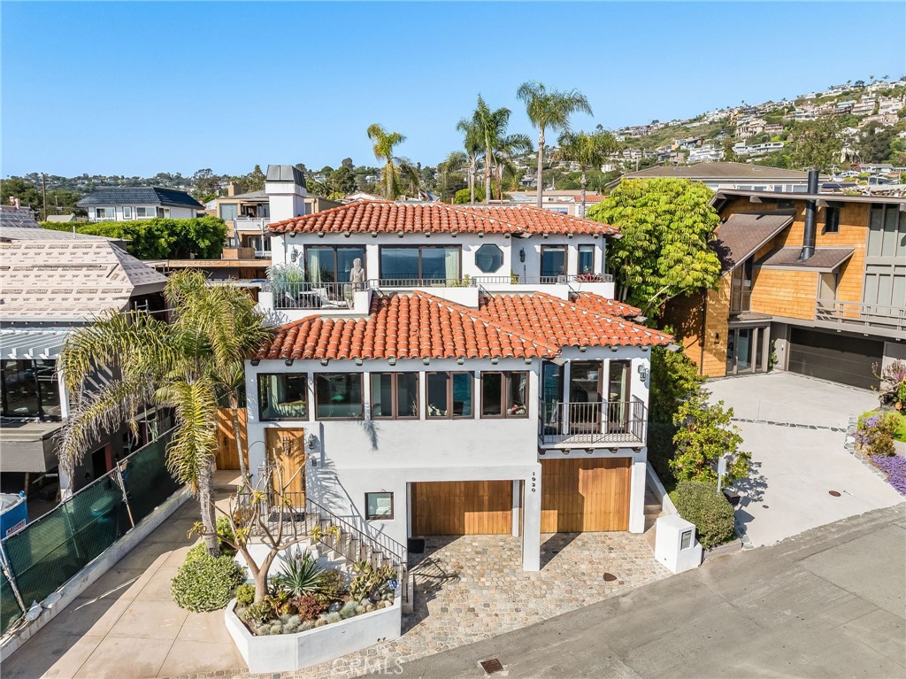 1920 Ocean Way Property Photo 1